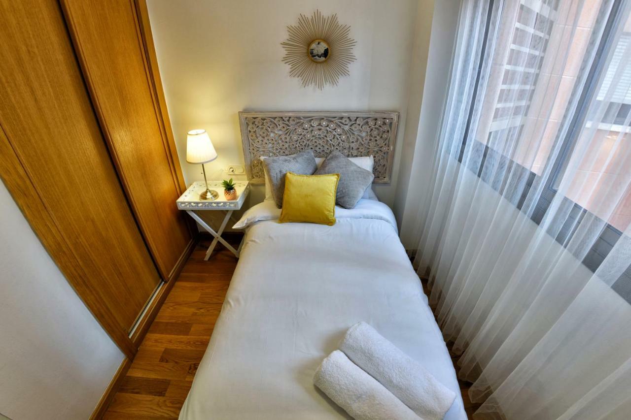 Apartment Wonderstays La Estacion *