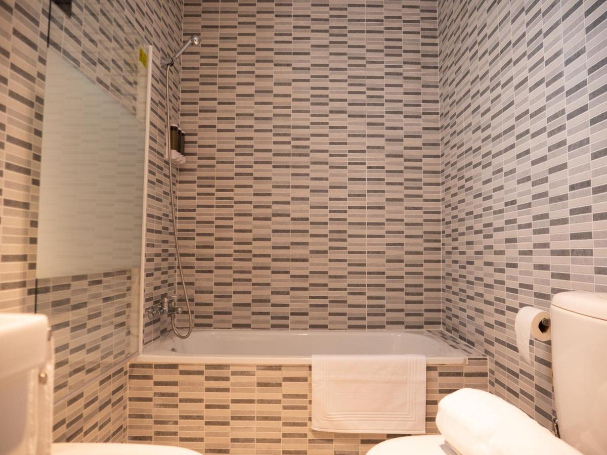 Stylish In The Heart Of With Pool Apartamento *