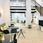Modern&spacious apartment in Plaza de la Merced