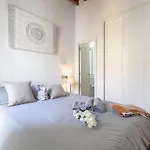 HomeAbroad Apartment - Deluxe Constitucion