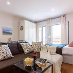 Sea & Wave Adela Boutique Apartment