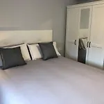 Fantastic Apartment Old City II