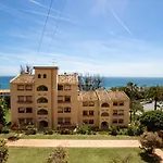 Panoramic Sea Views And Direct Access To The Beach From The Community In Torrenueva