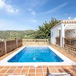 Villa Piedra Blanca