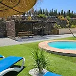 Manzano Oasis