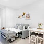 Wintowinrentals Superb New-Look Apartment