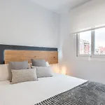 Modern Apartment Near Huelin Beach & Free Parking