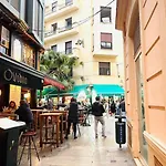 New Elegant Apartment In The Heart Of Malaga
