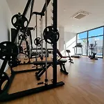 Beautiful Middel Views Apartment With Pool And Gym