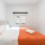 Cosy Apartment With Patio In Malaga - Tcm