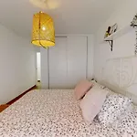 Amazing Center Apartment With 2 Rooms