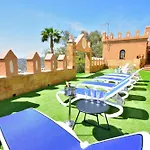 Villa rural en Málaga con piscina y vistas al mar