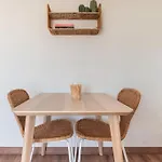 Urban Charm Rooftop Apartment With Vista