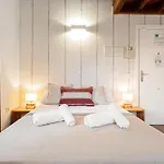 Stay U-Nique Apartments Nosquera