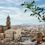 Homely Malaga Carreteria Con Piscina