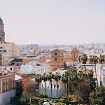 Homely Malaga Carreteria Con Piscina