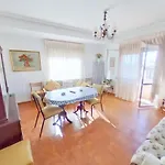 Piso De 4 Dormitorios Muy Amplios Con Armarios Empotrados