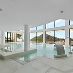 Extra Large Luxury Property With Spa, 3 Min To Marbella City Center
