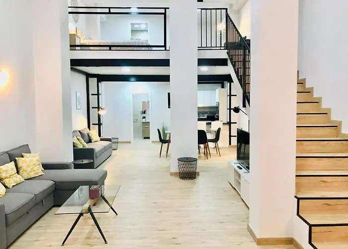 Modern&spacious apartment in Plaza de la Merced