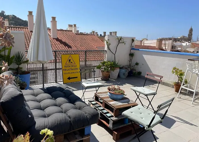 Charming home with private terrace,heart of Málaga