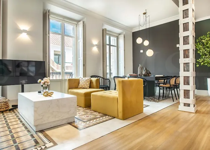 Superior Apartment In The Historic City Center By Rems