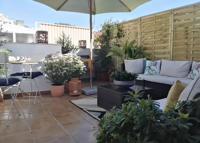 Sol y Malaga - Designer Duplex con Terraza y Parking