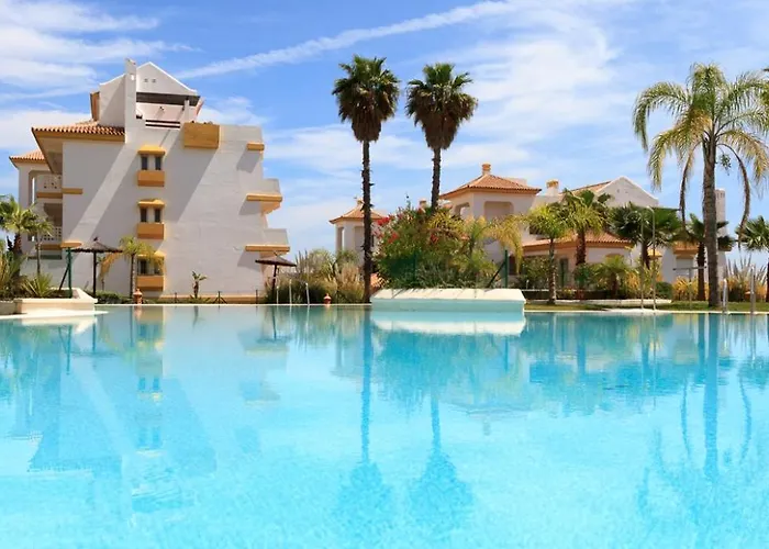 Calanova Grand Golf Residence