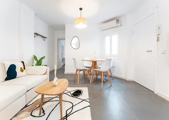 Alcaine City Center Apartment