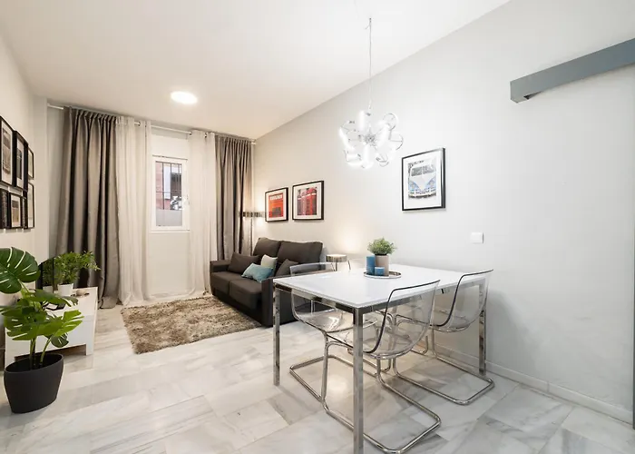 Holidays2Malaga Eduardo Ocon Quiet&High Speed Wifi