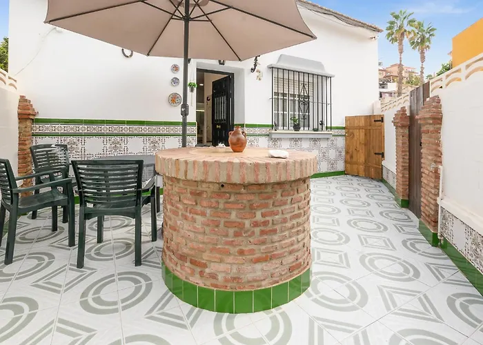 Nice home in Málaga with WiFi&3 Bedrooms