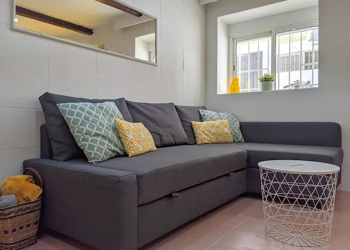 Central Townhouse With Amazing Rooftop Terrace