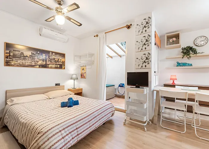 Small Apartment In Malaga-Beach