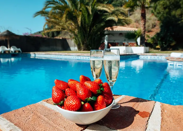 Gran villa con vistas al mar y piscina privada