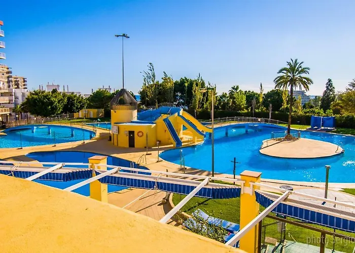237 Minerva Apartamentos - PISCINA ABIERTA - EXCELENTE CONEXIÓN WIFI