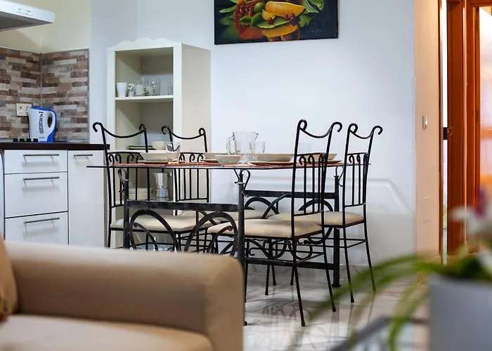 Peña 5 RooMalaga by Bossh! Apartments