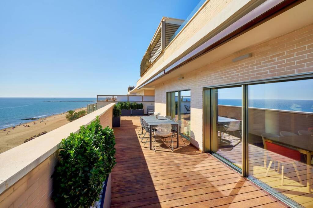 Apartamento D&r Penthouse On The Beach *