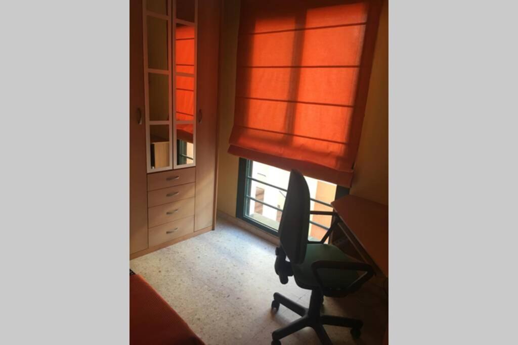 Apartment Confortable-tranquilo Junto Al Centro Malaga