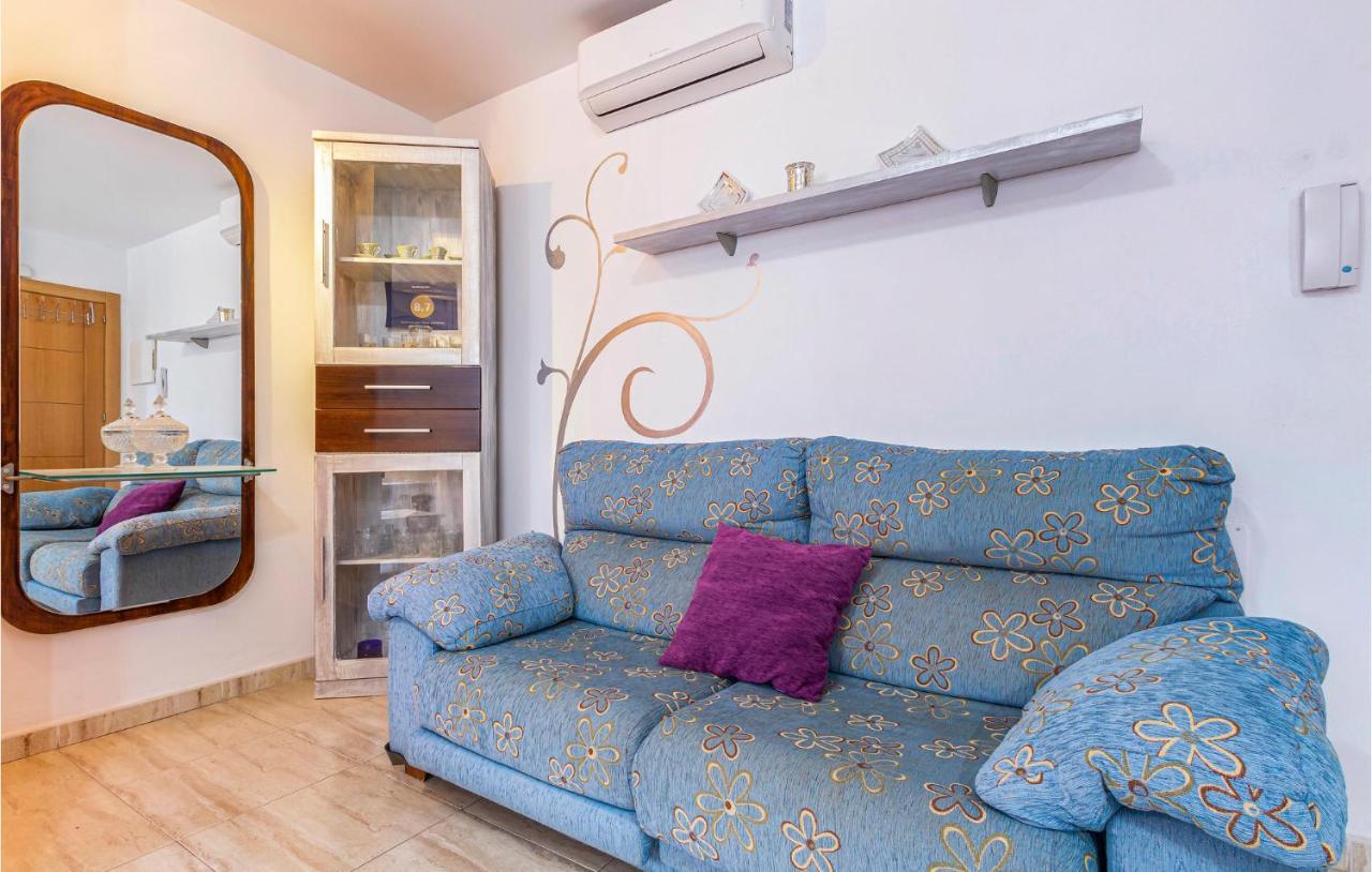 Awesome In Alhaurn El Grande With 1 Bedrooms And Wifi Málaga