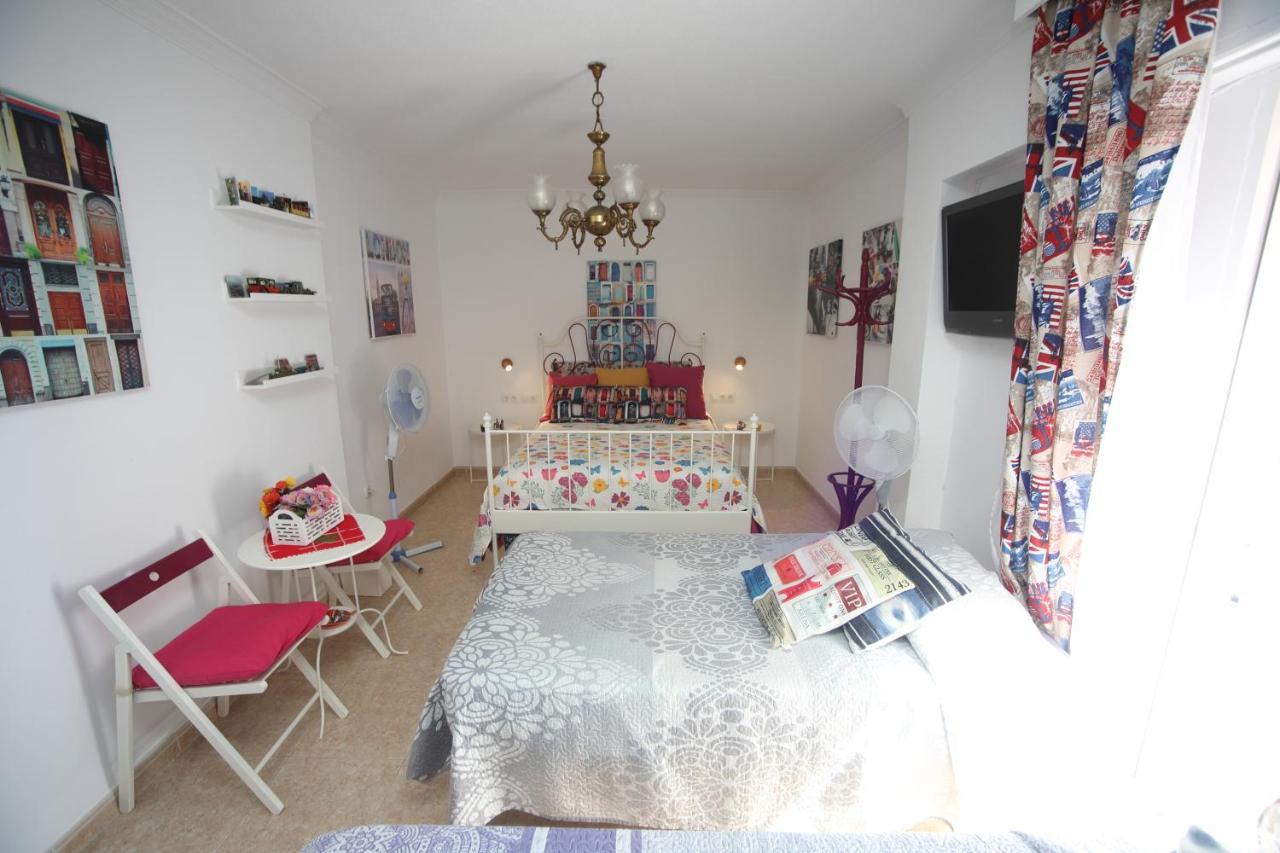 La Casa De La Abuela Rosy Málaga
