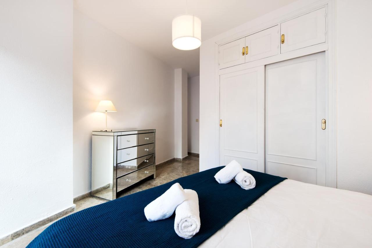 Amplio Apartamento Con Terraza Y Bb En El Centro Apartamento Málaga
