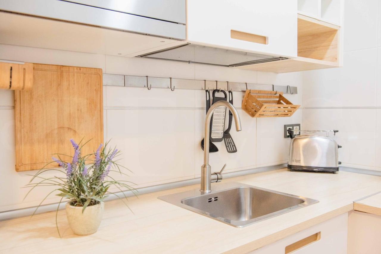 Apartamento Relaxing With Community Pool & Parking- Center *