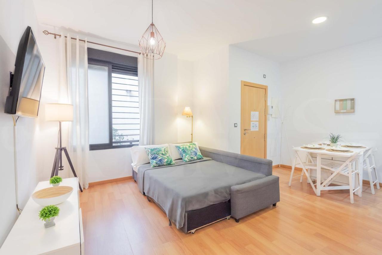 Relaxing With Community Pool & Parking- Center Málaga