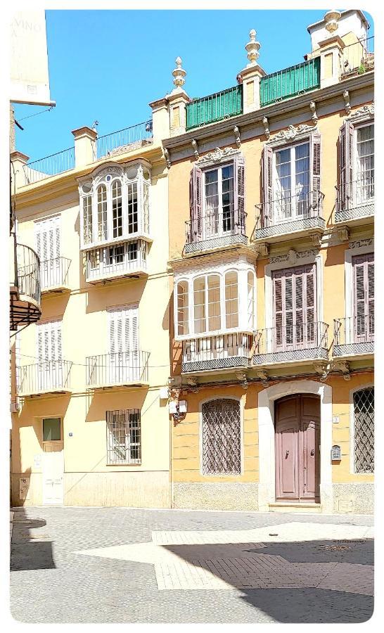 Estudio Tranquilo En Pleno Centro De * Málaga