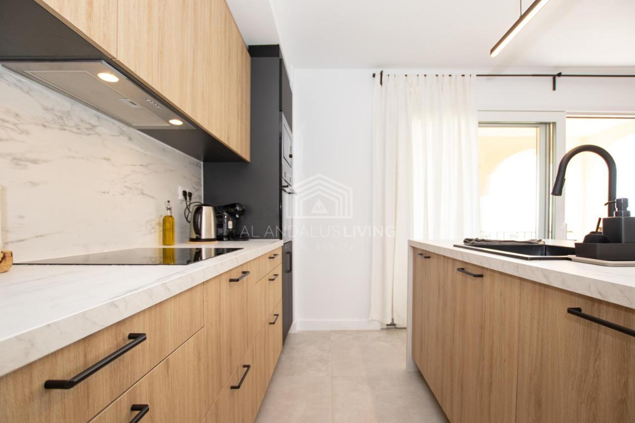 Panoramic Sea Views And Direct Access To The Beach From The Community In Torrenueva Apartamento *