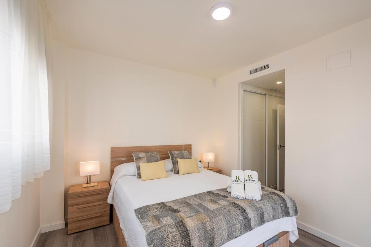 Modern Next To Train/bus Station Apartment