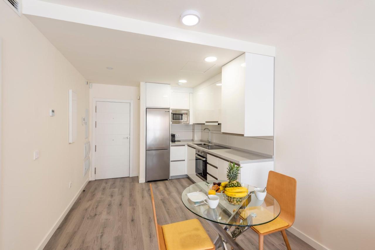 Modern Next To Train/bus Station * Malaga