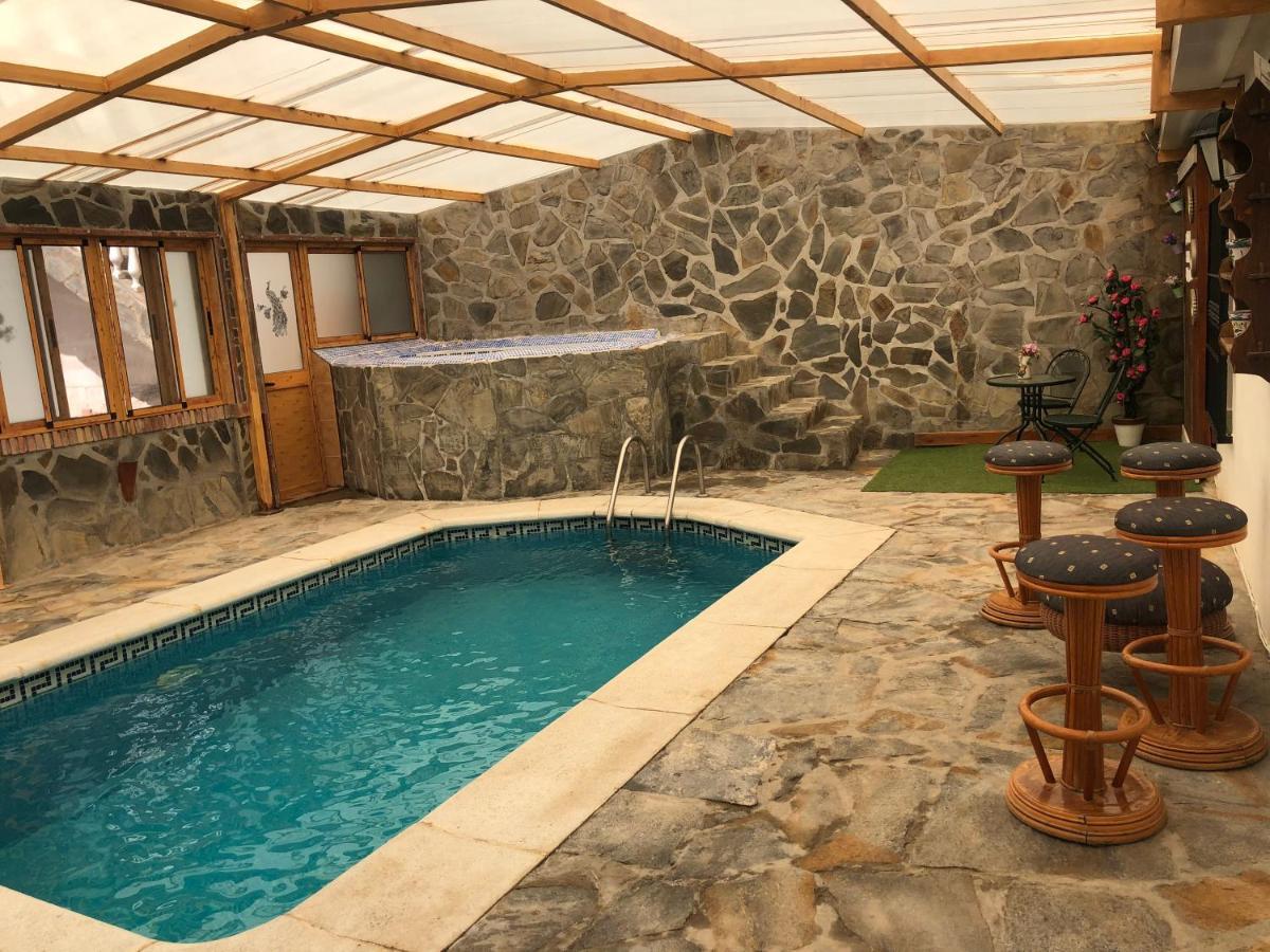 Chalet Cristina- Piscina Climatizada *