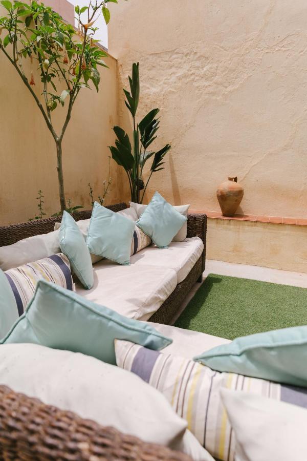 Ambb-private Patio-steps Away From Old Town Apartamento
