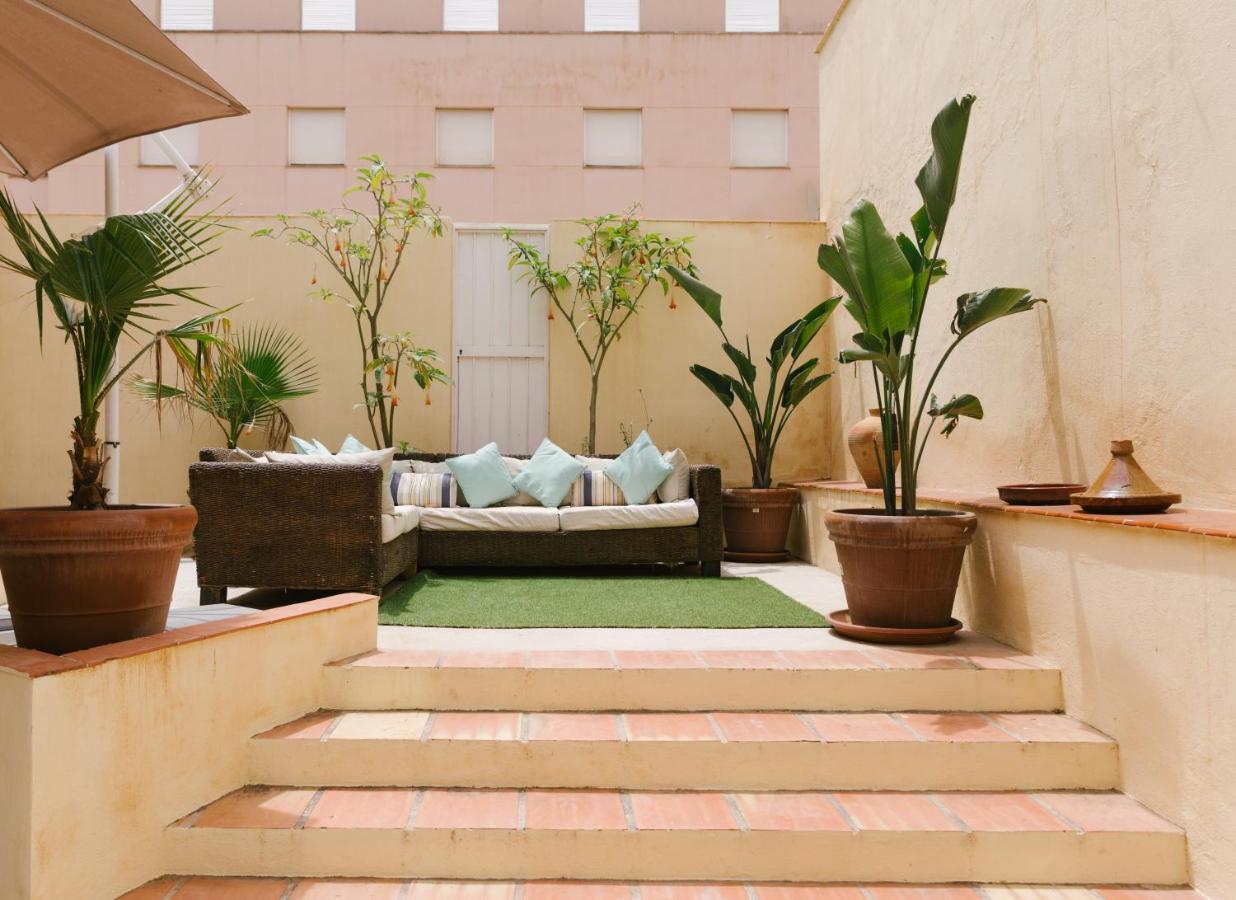 Ambb-private Patio-steps Away From Old Town Apartamento