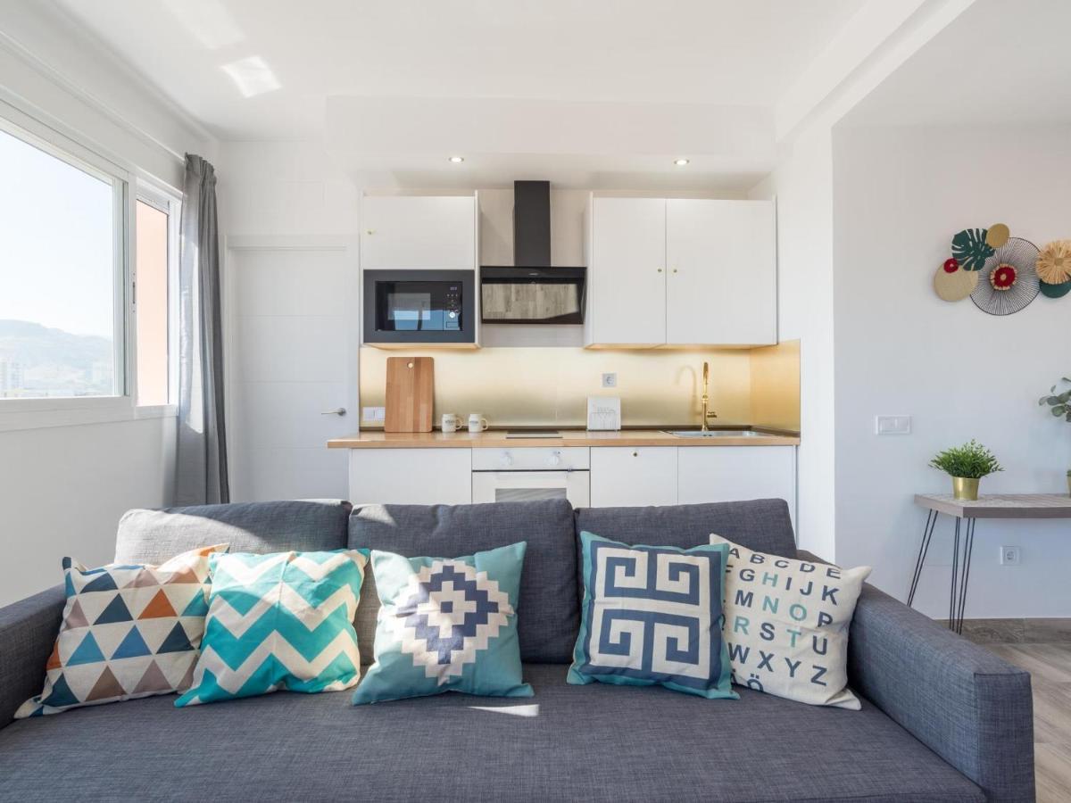Apartamento Magnifico ático Terraza Con Vistas 2hab Ac Málaga